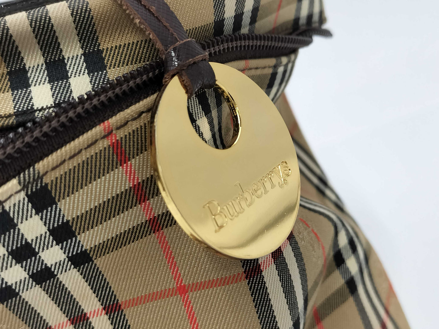 BURBERRY Burberry handbag, cylindrical handbag