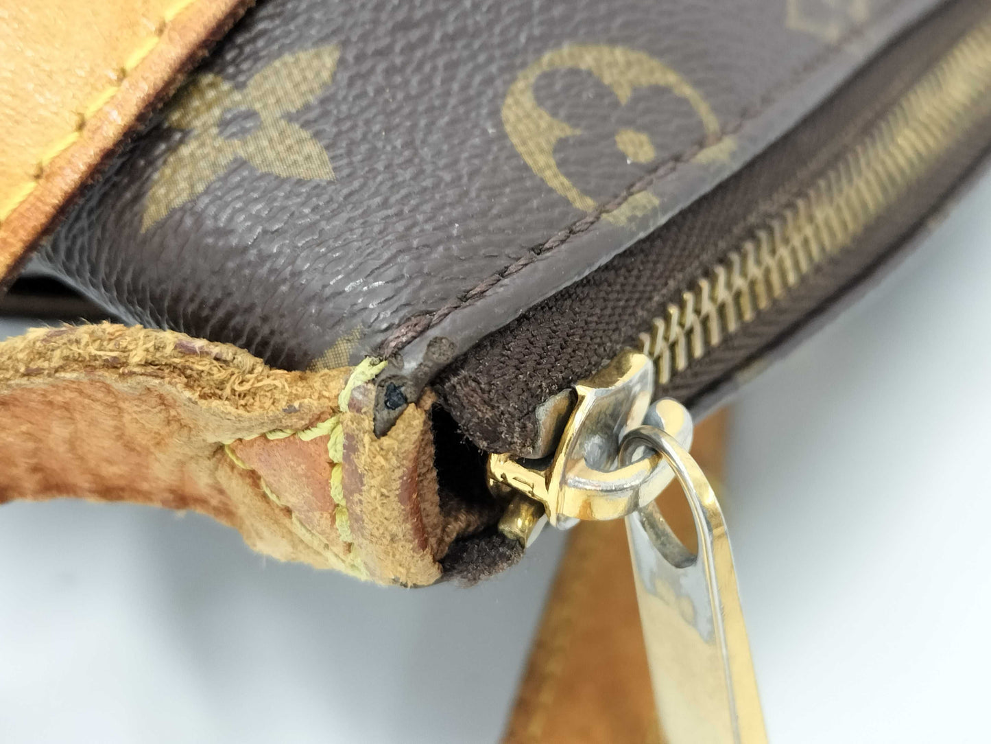 LOUIS VUITTON Monogram Totally MM M56689 Tote Bag