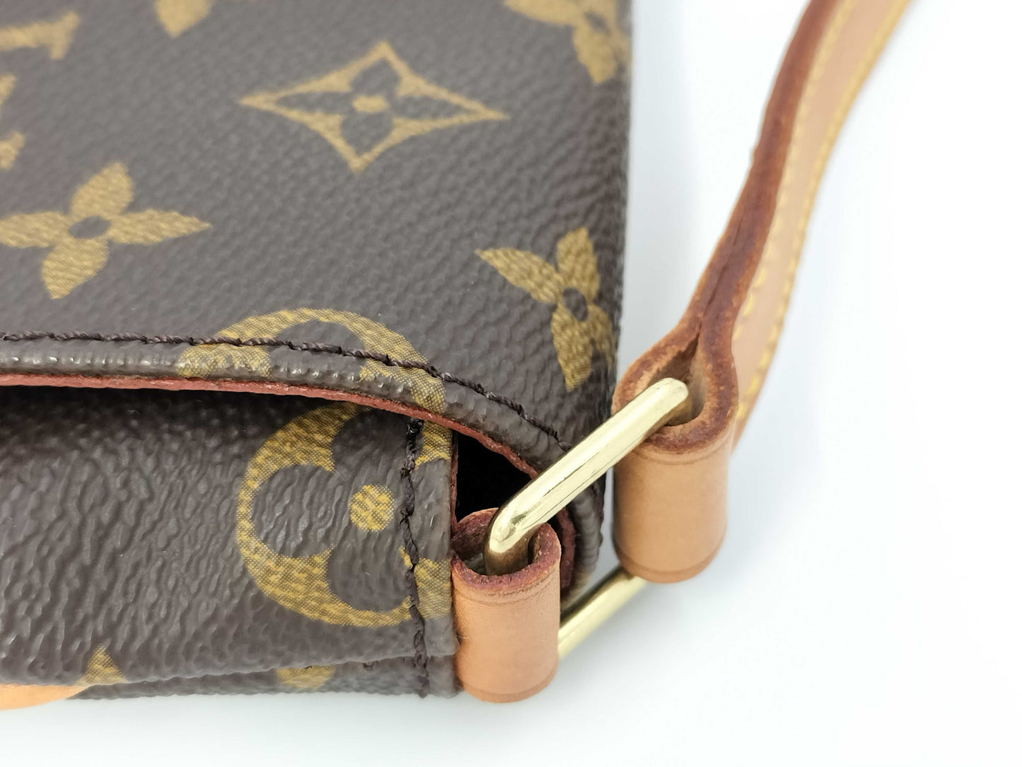 LOUIS VUITTON Monogram Shoulder Bag
