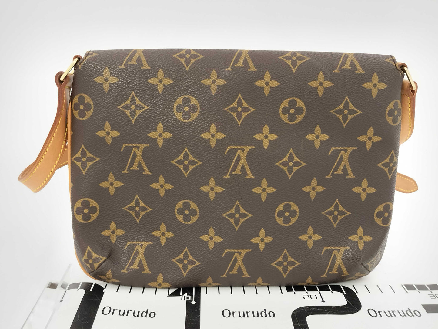 LOUIS VUITTON Monogram Shoulder Bag
