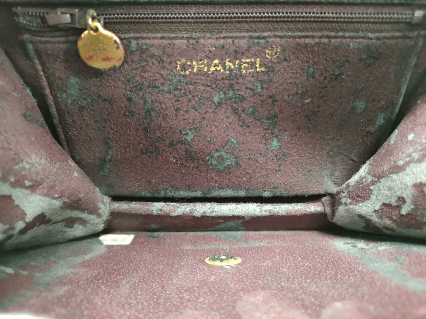 CHANEL Matelasse Shoulder Bag with Guarantee