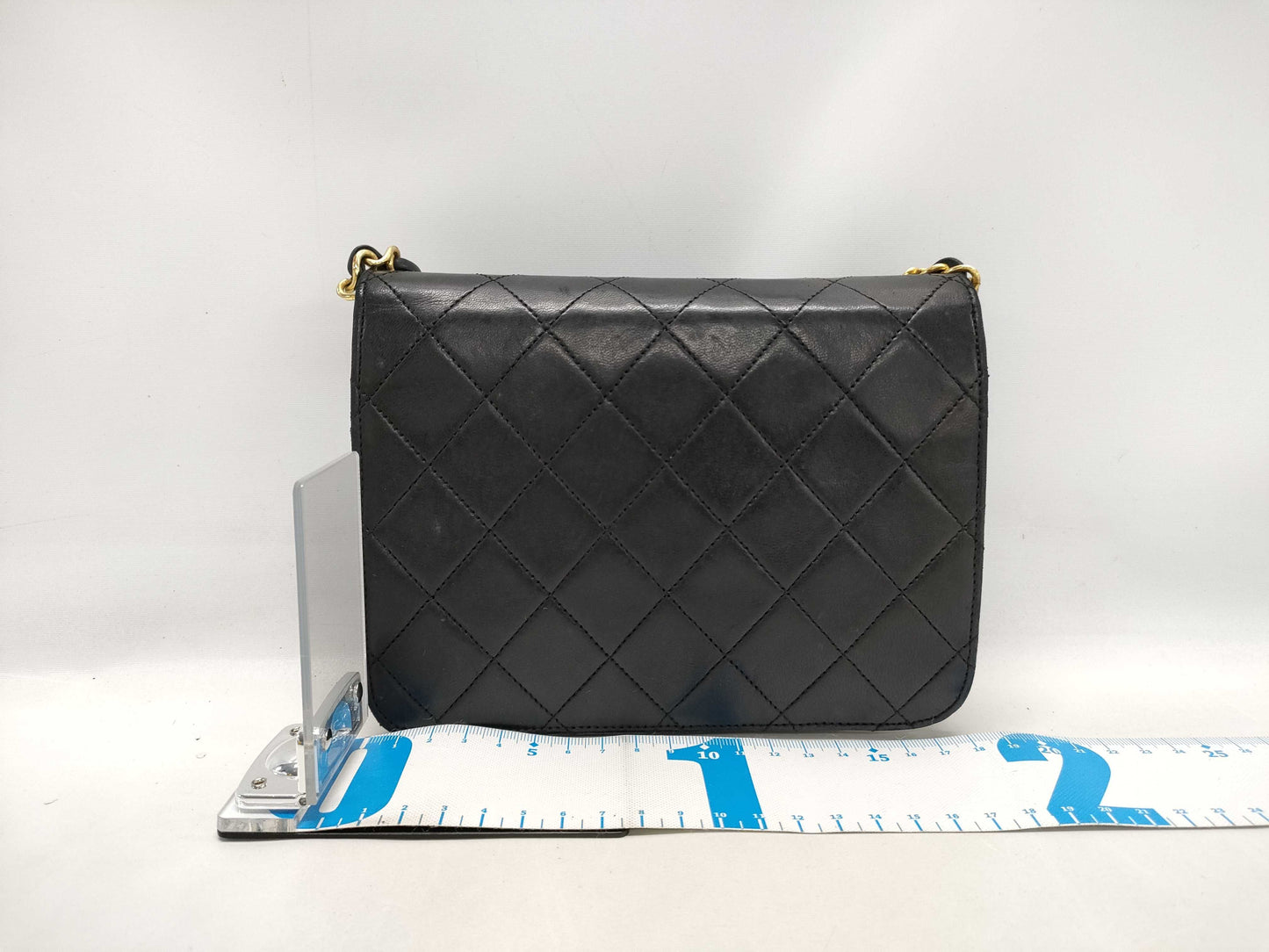 CHANEL Matelasse Shoulder Bag with Guarantee