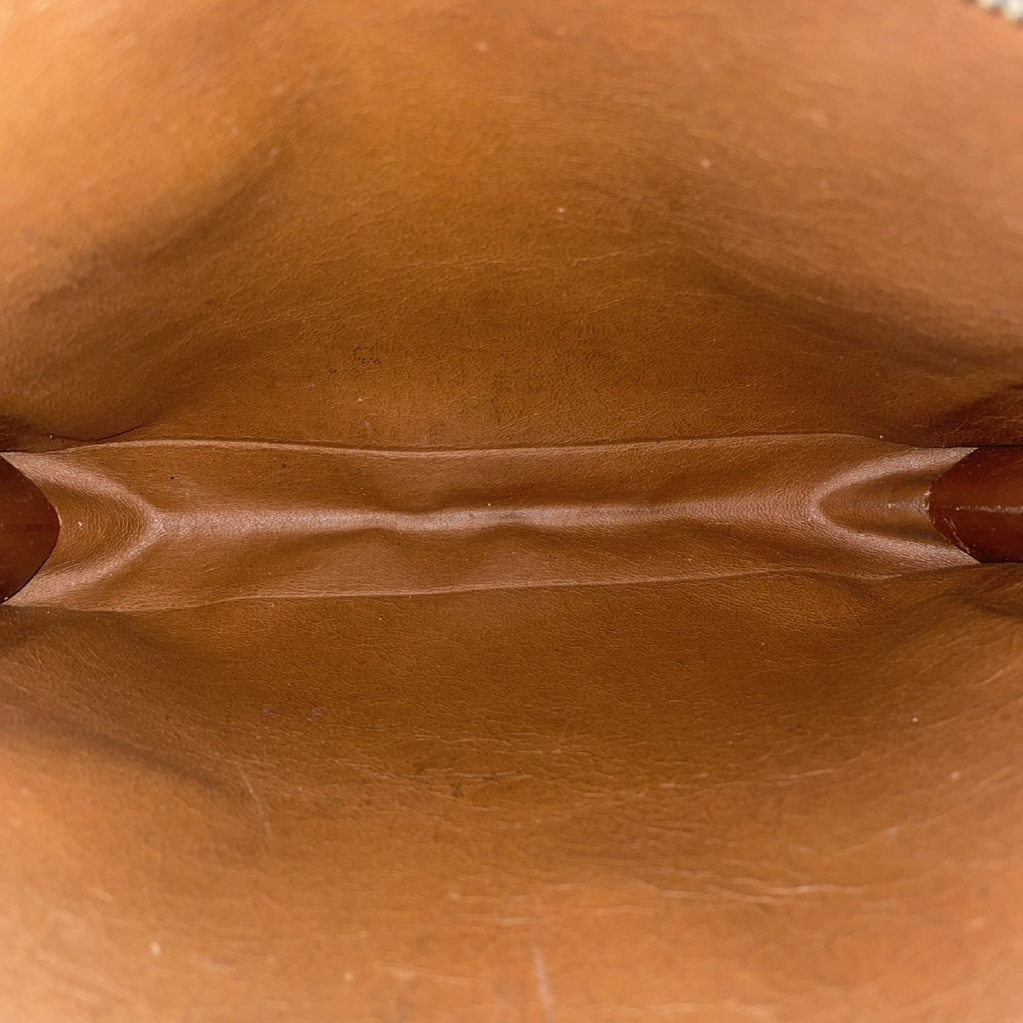 LOUIS VUITTON Poche Toilette Second Bag