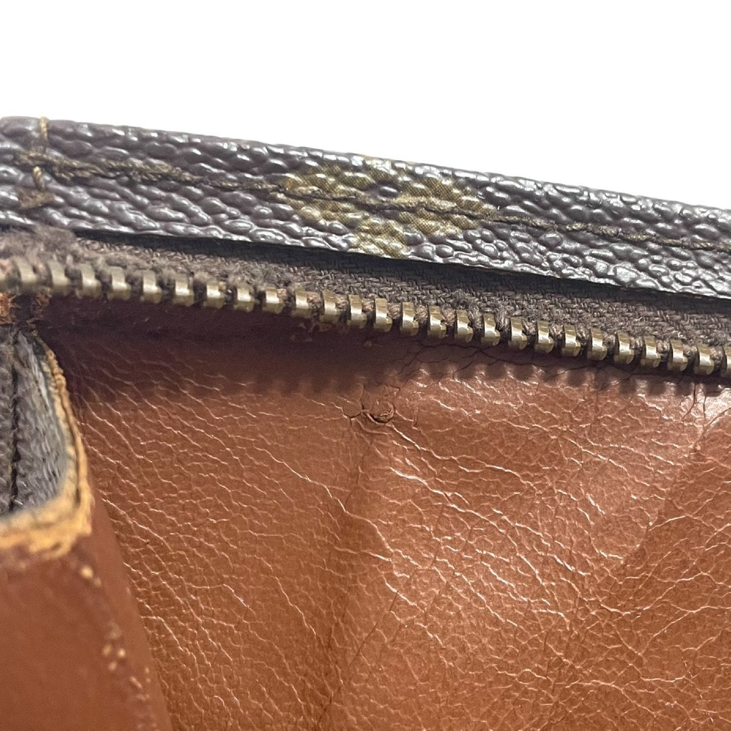 LOUIS VUITTON Poche Toilette Second Bag
