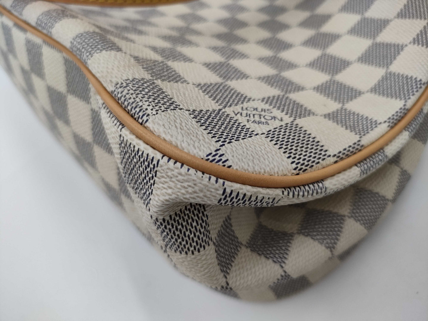 LOUIS VUITTON LV Damier Azur Batignolles Horizontal Handbag