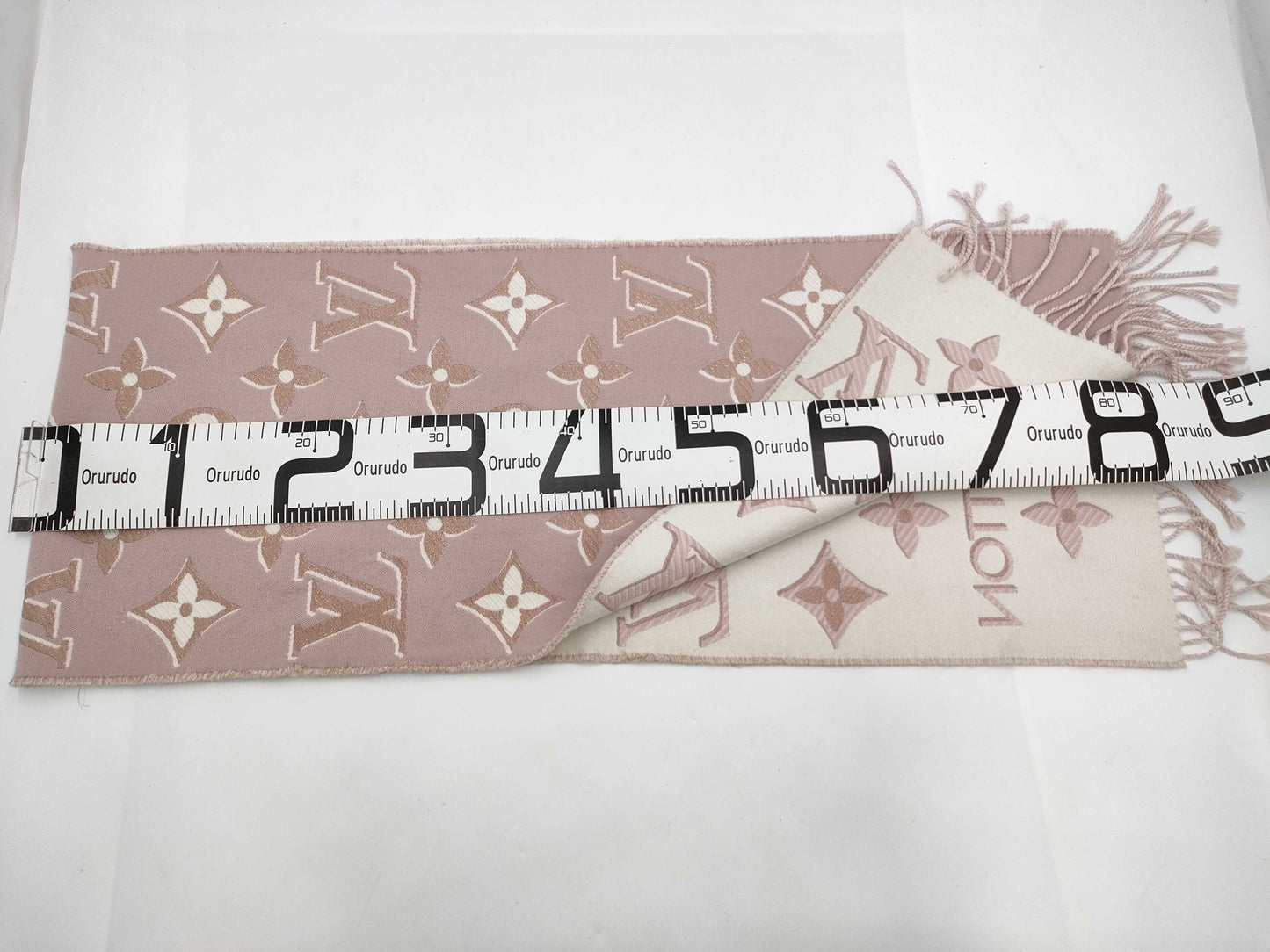 LOUIS VUITTON LV M78237 Essential Shine Scarf Other Accessories
