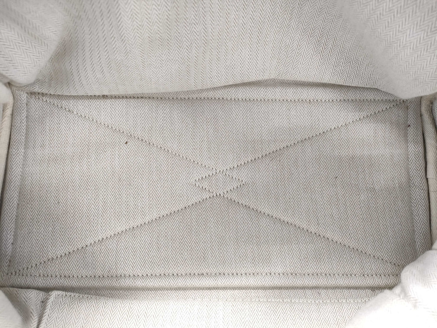 HERMES HERMES Victoria 35 Taurillon Etoupe Tote Bag