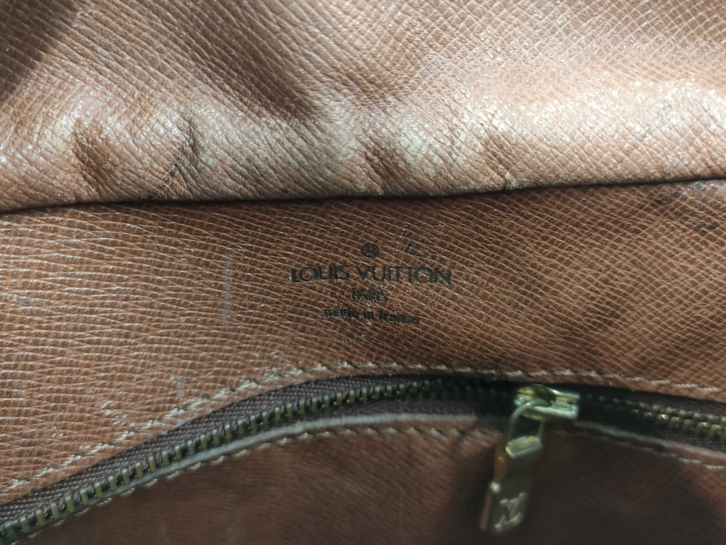 LOUIS VUITTON Monogram Shoulder Bag