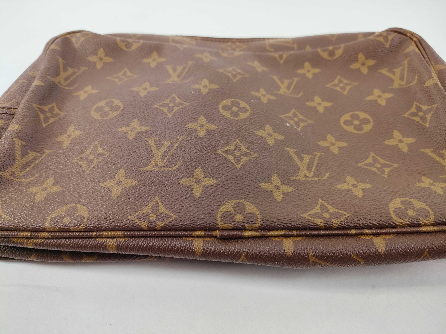 LOUIS VUITTON Monogram Louis Vuitton Shoulder Bag