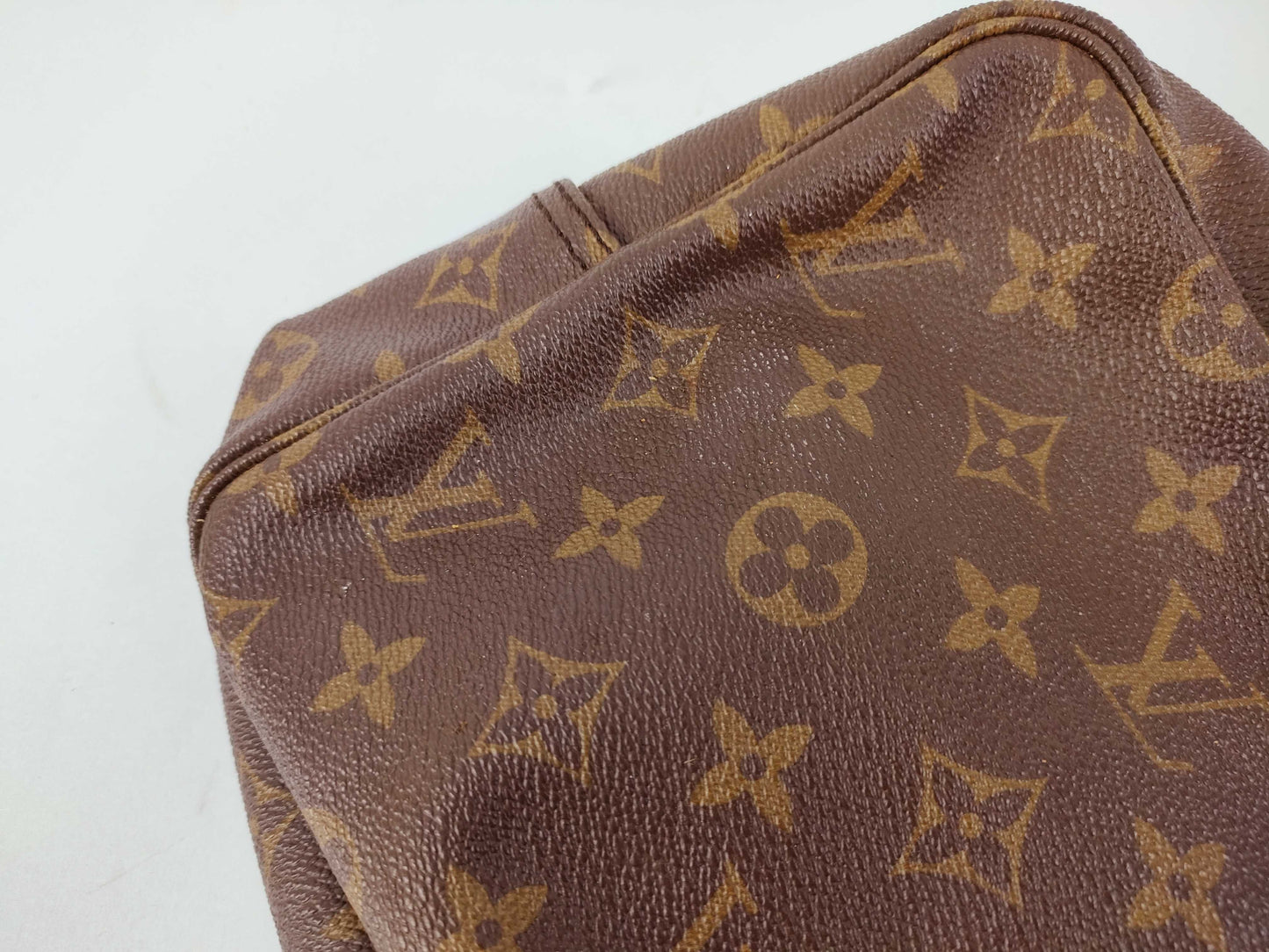LOUIS VUITTON Monogram Louis Vuitton Shoulder Bag