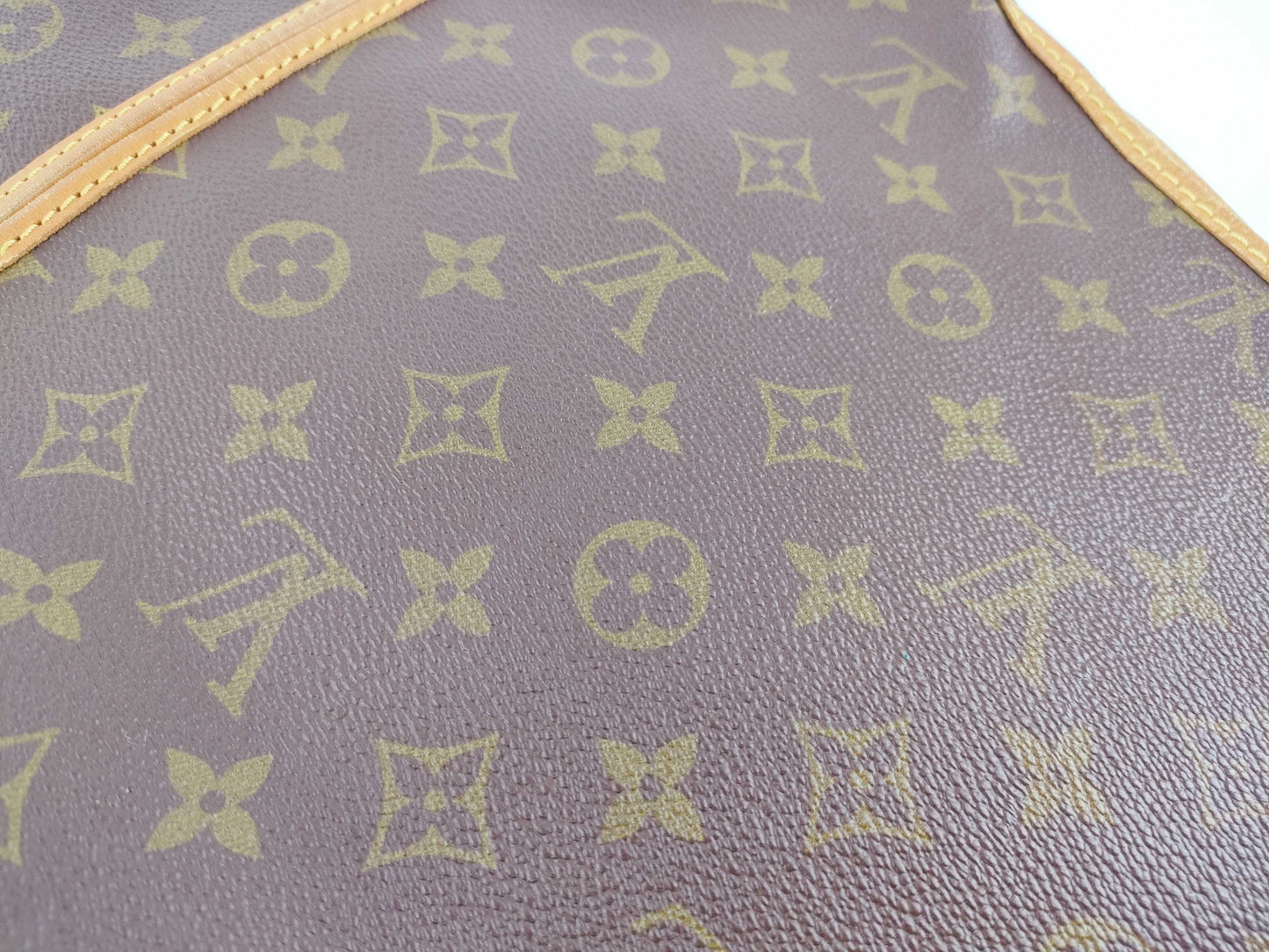 LOUIS VUITTON Monogram Louis Vuitton Suitcase