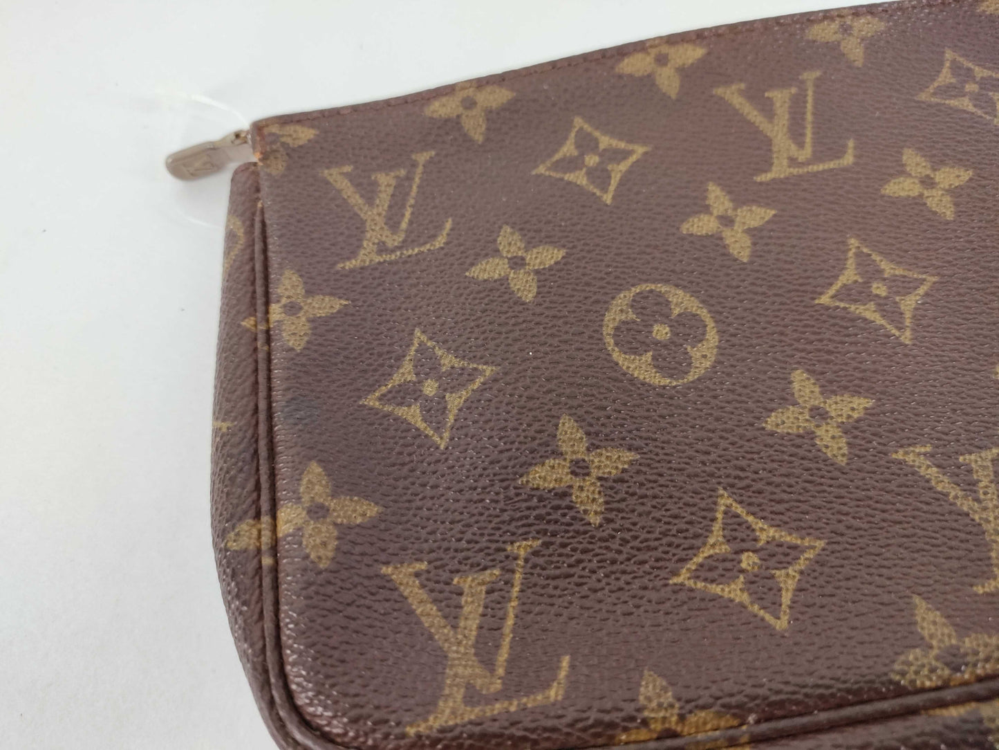 LOUIS VUITTON Monogram Louis Vuitton Pouch