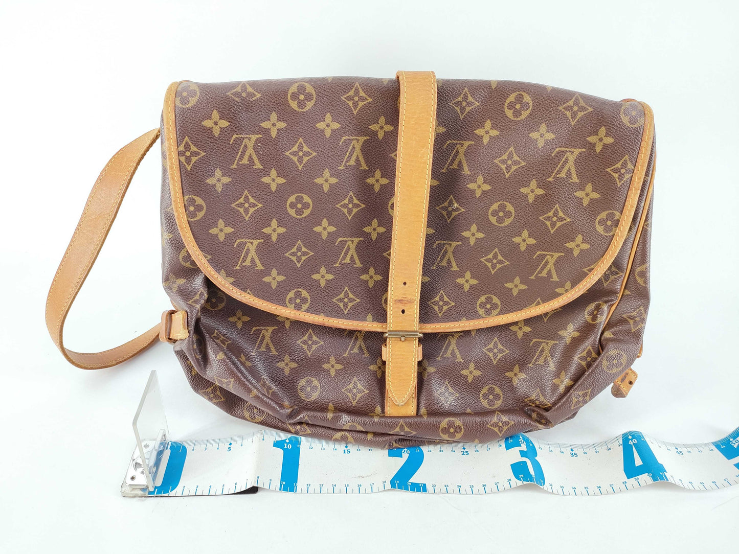 LOUIS VUITTON Monogram Louis Vuitton Shoulder Bag