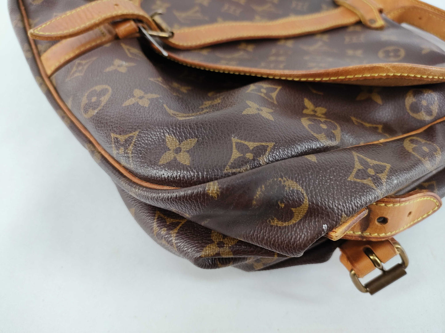 LOUIS VUITTON Monogram Louis Vuitton Shoulder Bag
