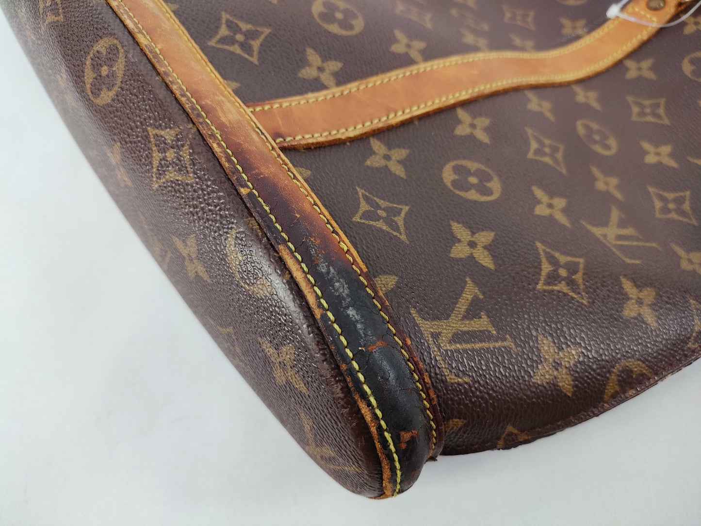 LOUIS VUITTON Monogram Louis Vuitton Tote Bag