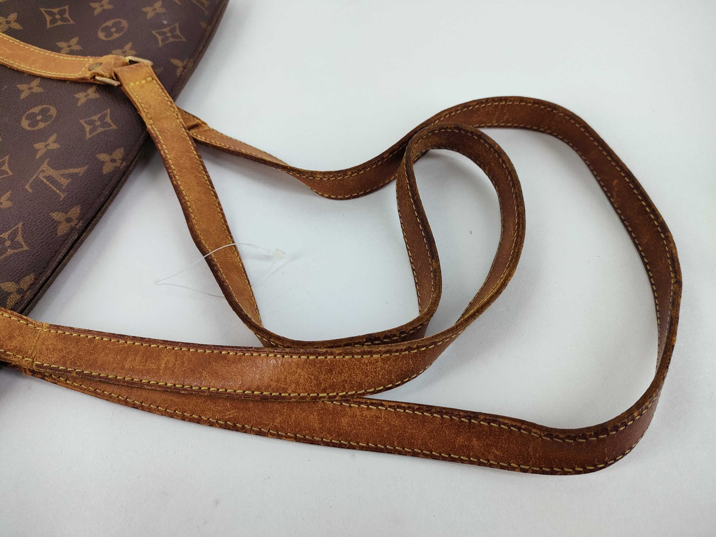 LOUIS VUITTON Monogram Louis Vuitton Tote Bag