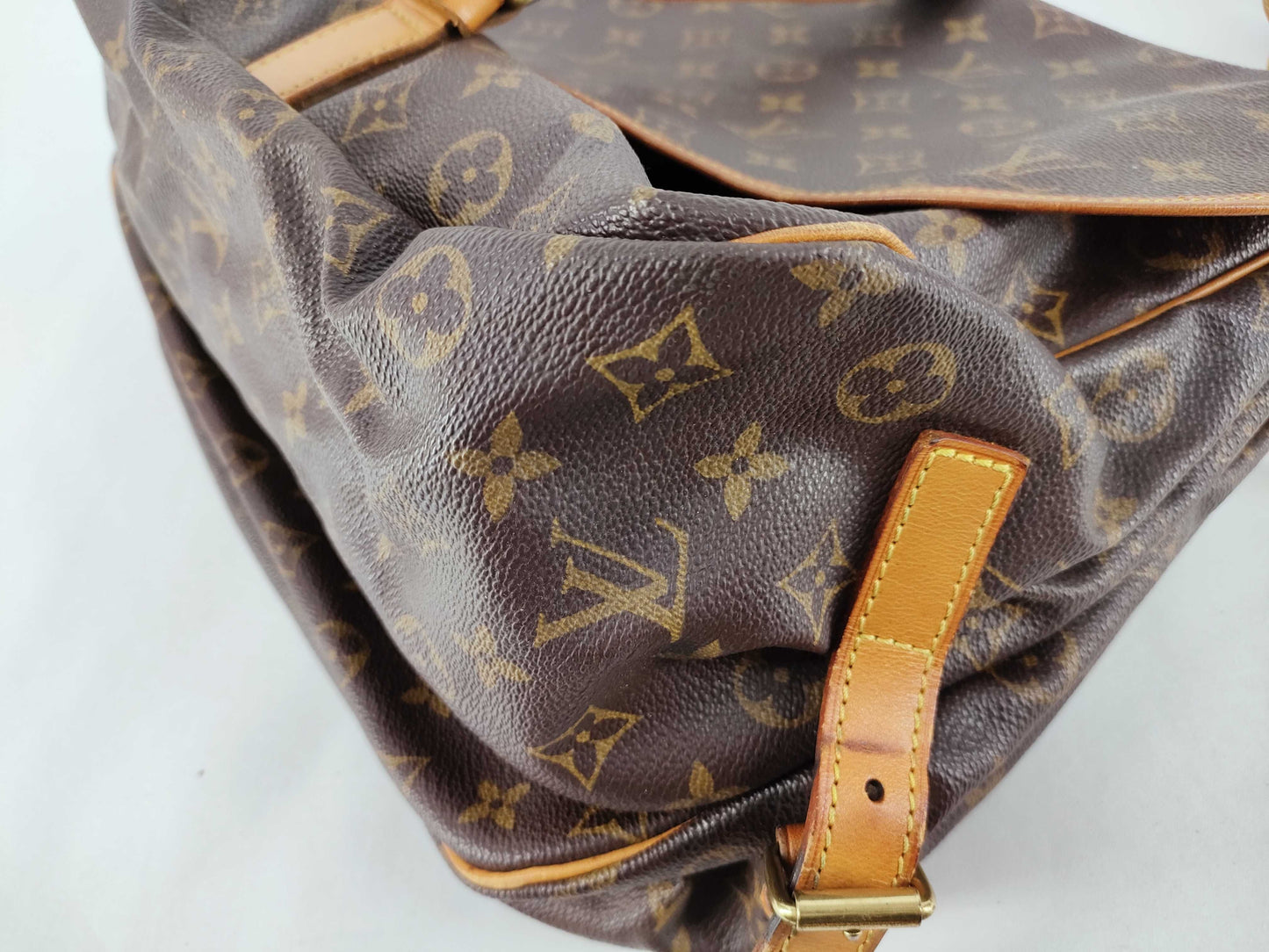 LOUIS VUITTON Monogram Shoulder Bag