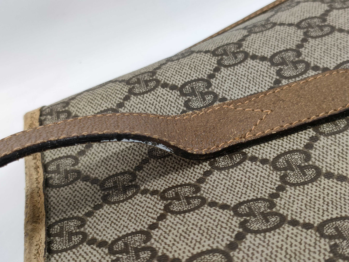 GUCCI GG Supreme Tote Bag 92.02.998