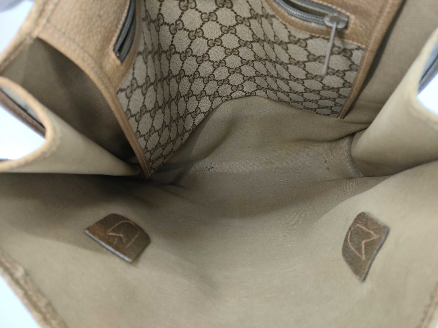 GUCCI GG Supreme Tote Bag 92.02.998