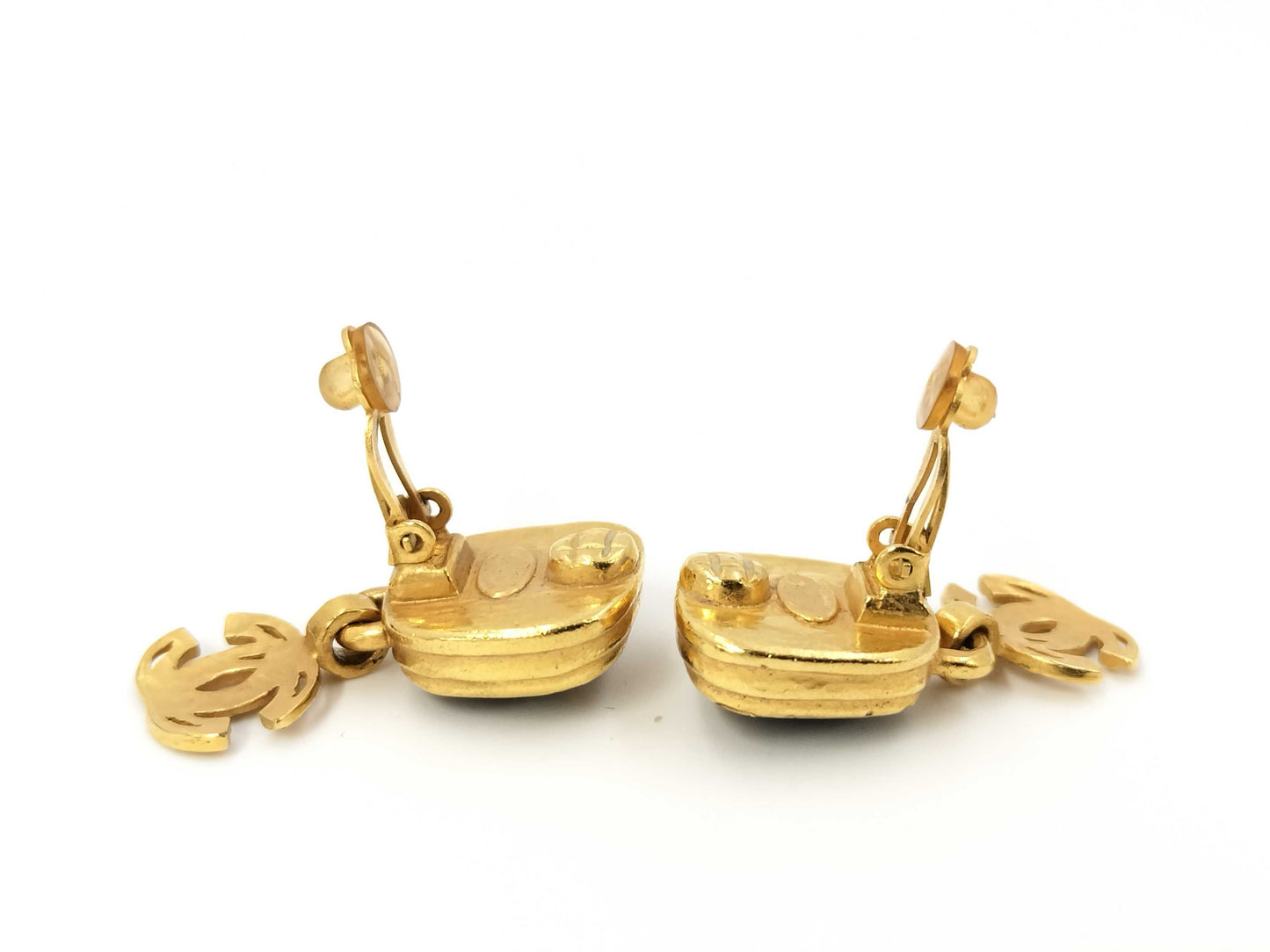 CHANEL CHANEL Coco Mark Swing Earrings with Black Stone