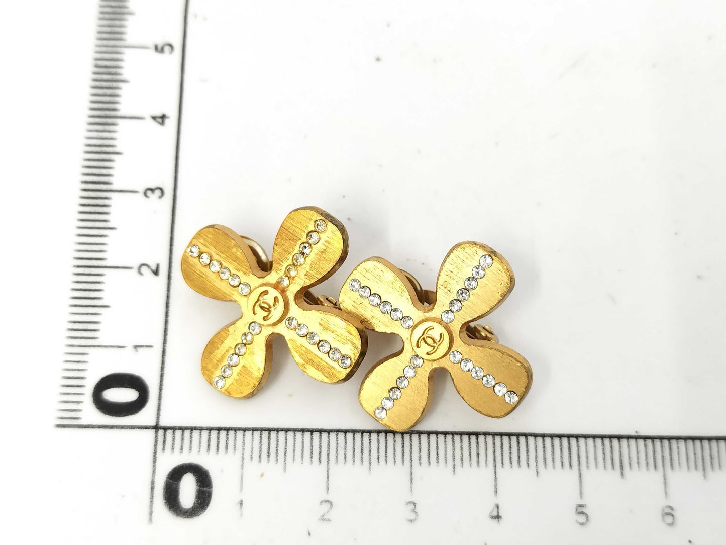 CHANEL CHANEL Coco Mark Clover Earrings