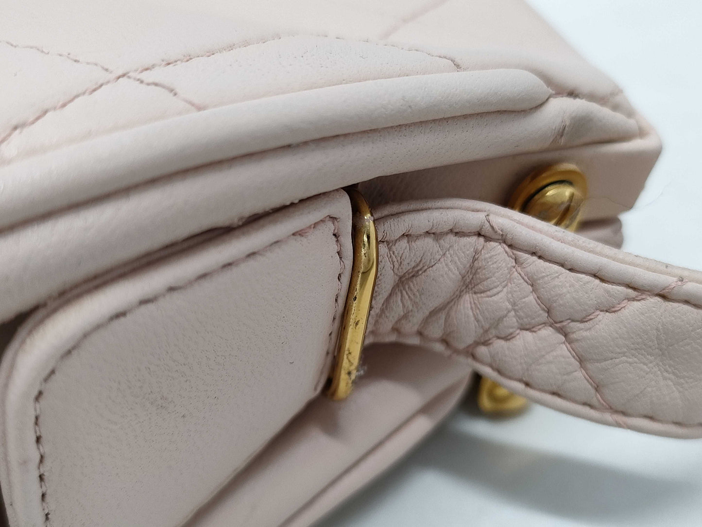 CHANEL Lambskin Clasp Pouch 1994561 Seal Shoulder Bag