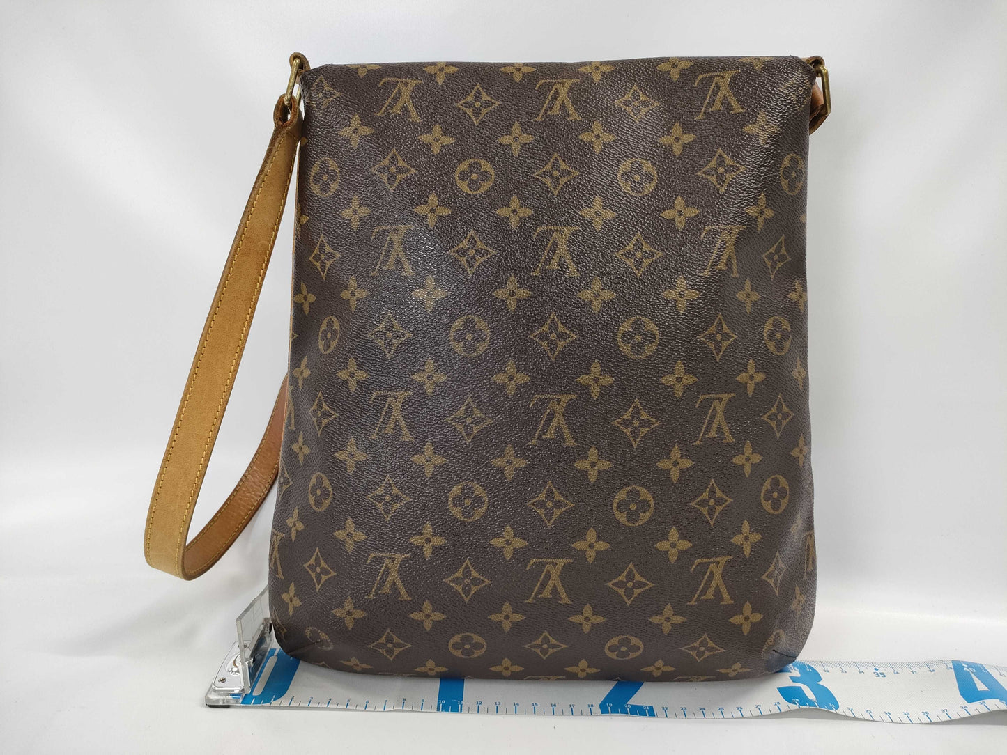 LOUIS VUITTON Musette Shoulder Bag
