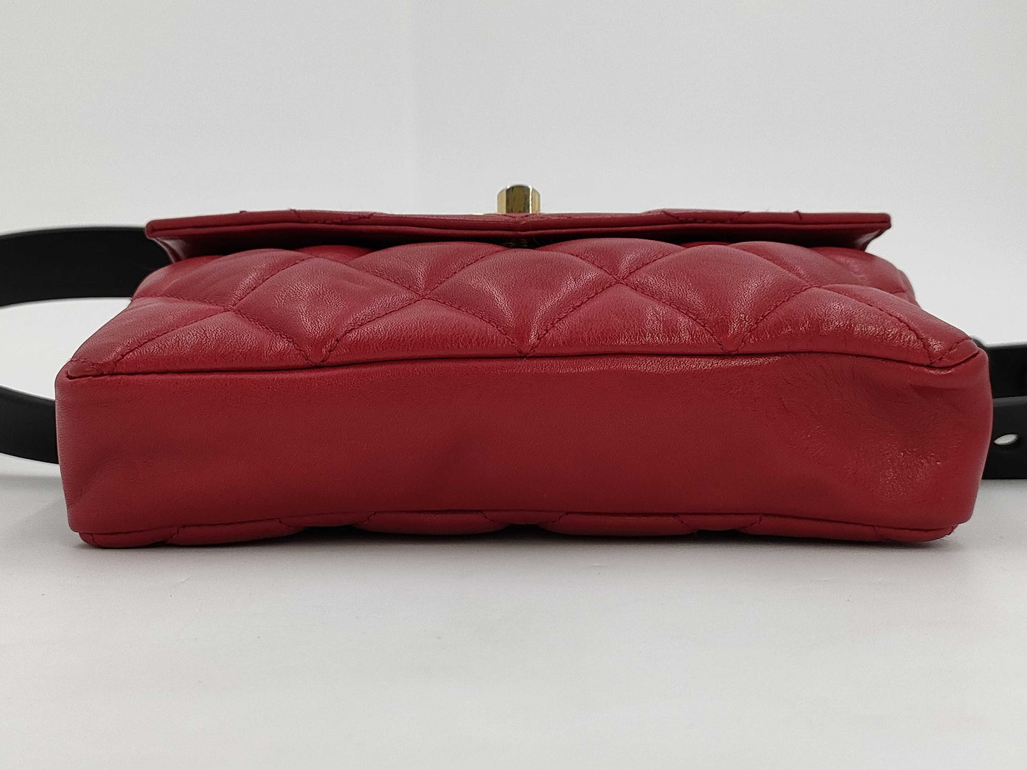 CHANEL CHANEL Matelasse Lambskin Waist Bag Bag
