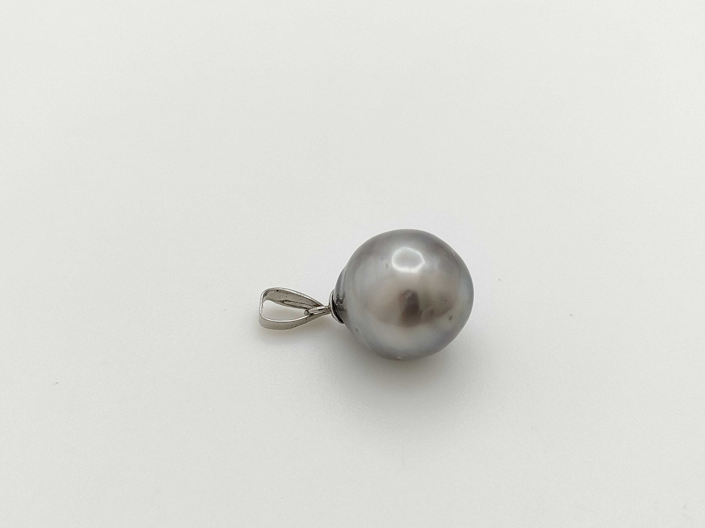 Black South Sea Pearl Pendant Top, Approx. 10.5mm Diameter, PT850, 1.8g