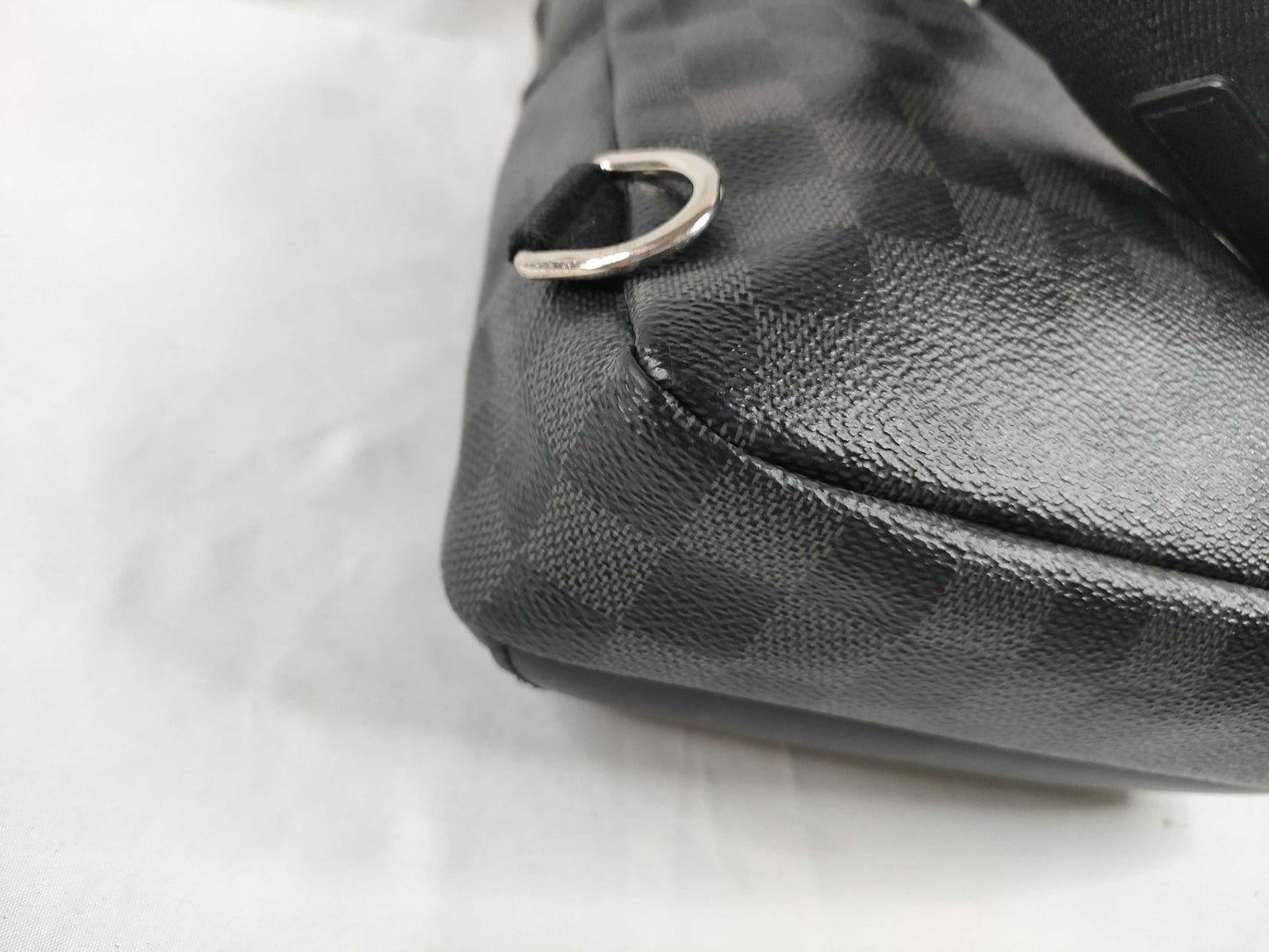 LOUIS VUITTON N41719 Damier Graphite Louis Vuitton Damier Graphite Avenue Sling Bag N41719 Shoulder Bag