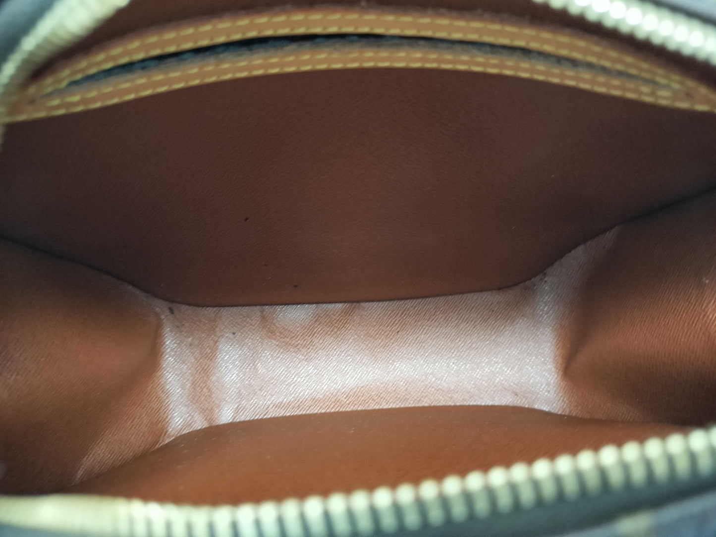 LOUIS VUITTON M51221 Monogram LOUIS VUITTON Monogram Blois M51221 Shoulder Bag