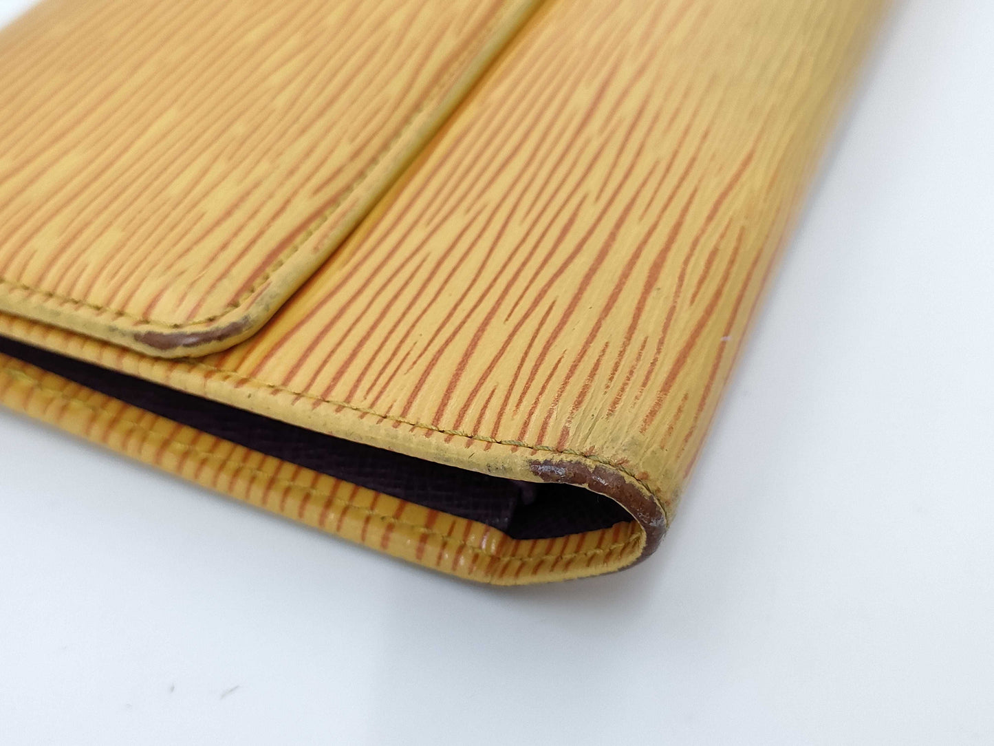 LOUIS VUITTON Epi wallet