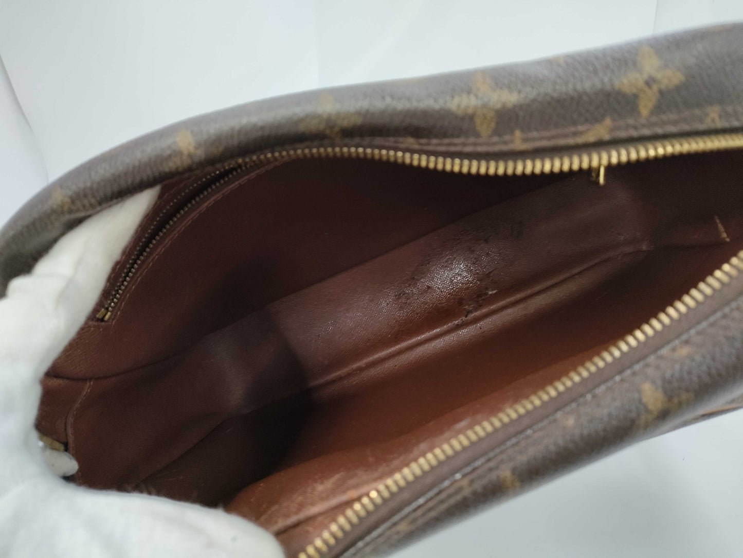 LOUIS VUITTON Monogram Nile Shoulder Bag