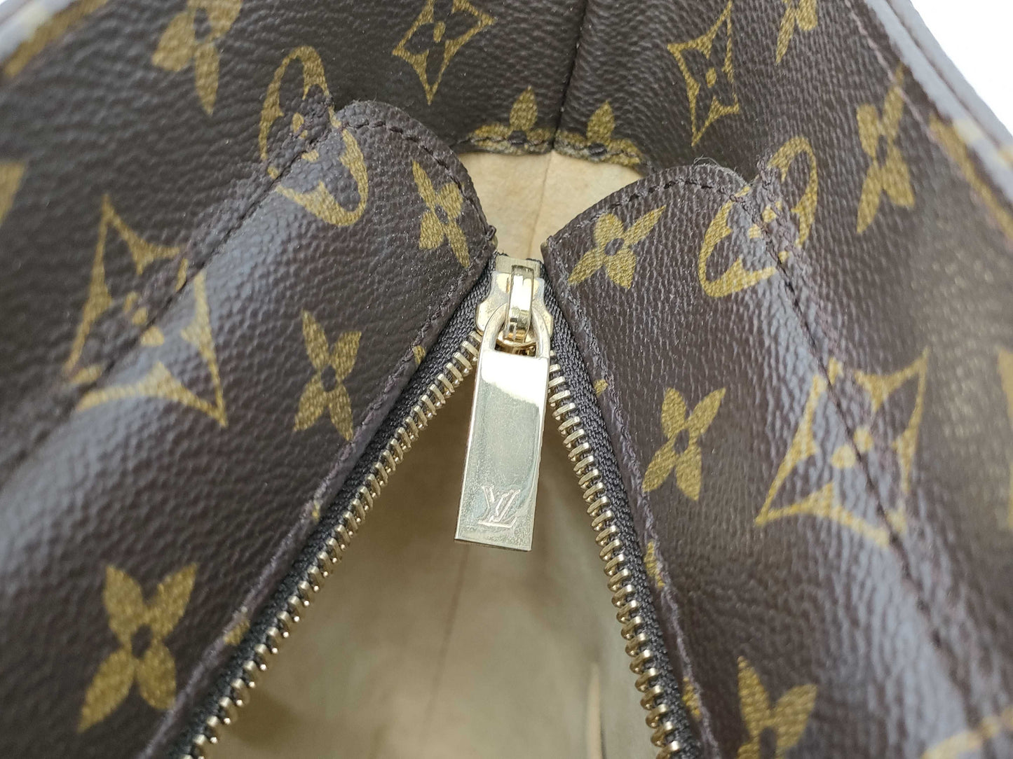 LOUIS VUITTON Monogram Luco M51155 SR1020 Tote Bag