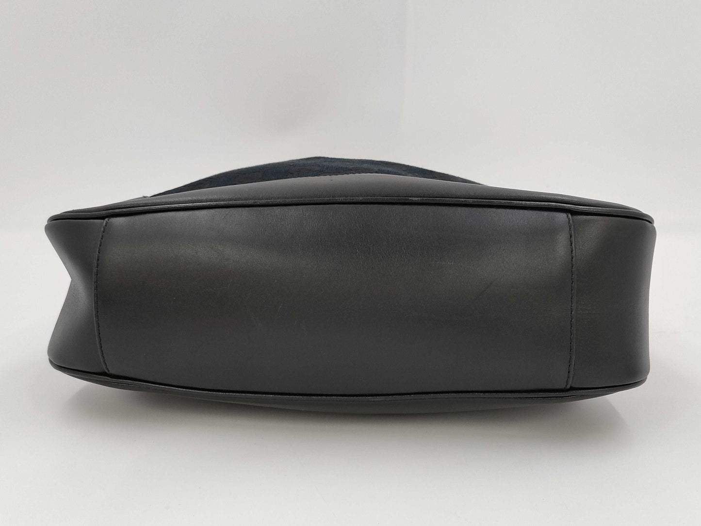 GUCCI GG Canvas Bamboo Black Shelly Shoulder Bag