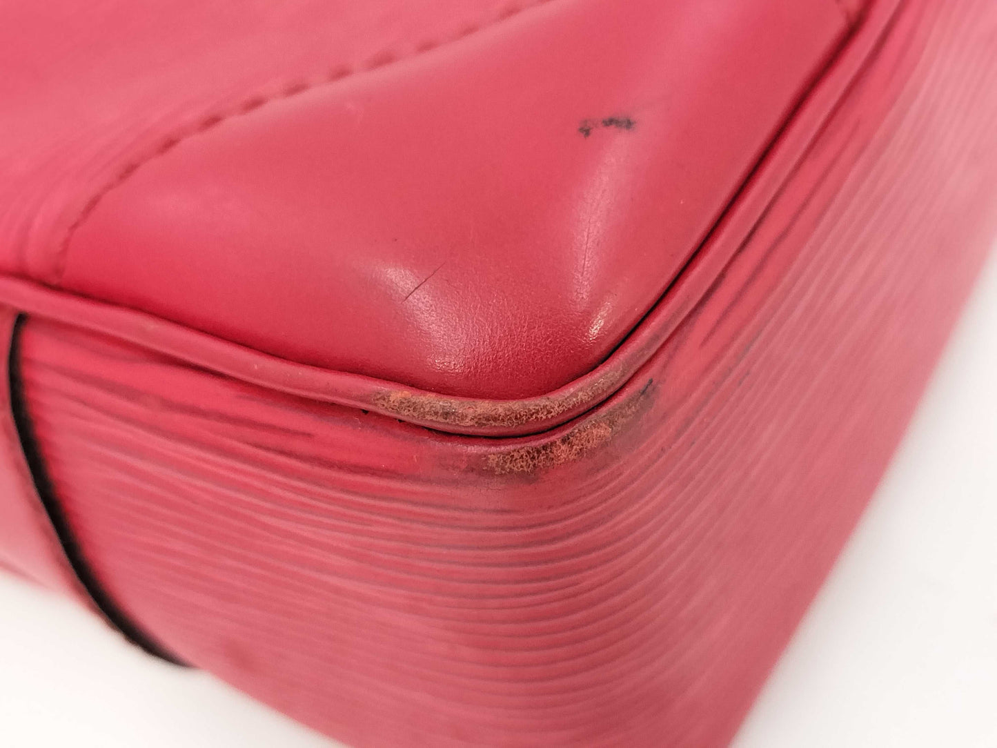 LOUIS VUITTON Epi Red Business Bag