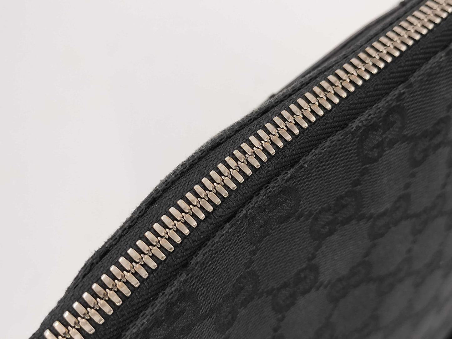 CHANEL Gucci GG Canvas 110054 Shoulder Bag
