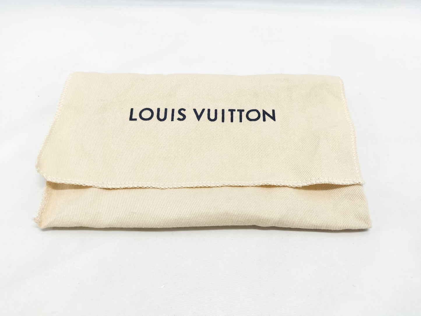 LOUIS VUITTON Epi Santur Belt