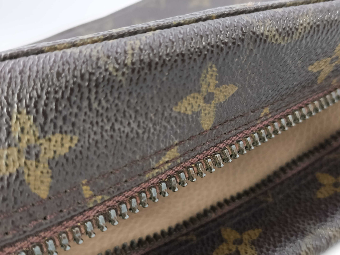 LOUIS VUITTON Monogram True Toilet Second Bag Bag