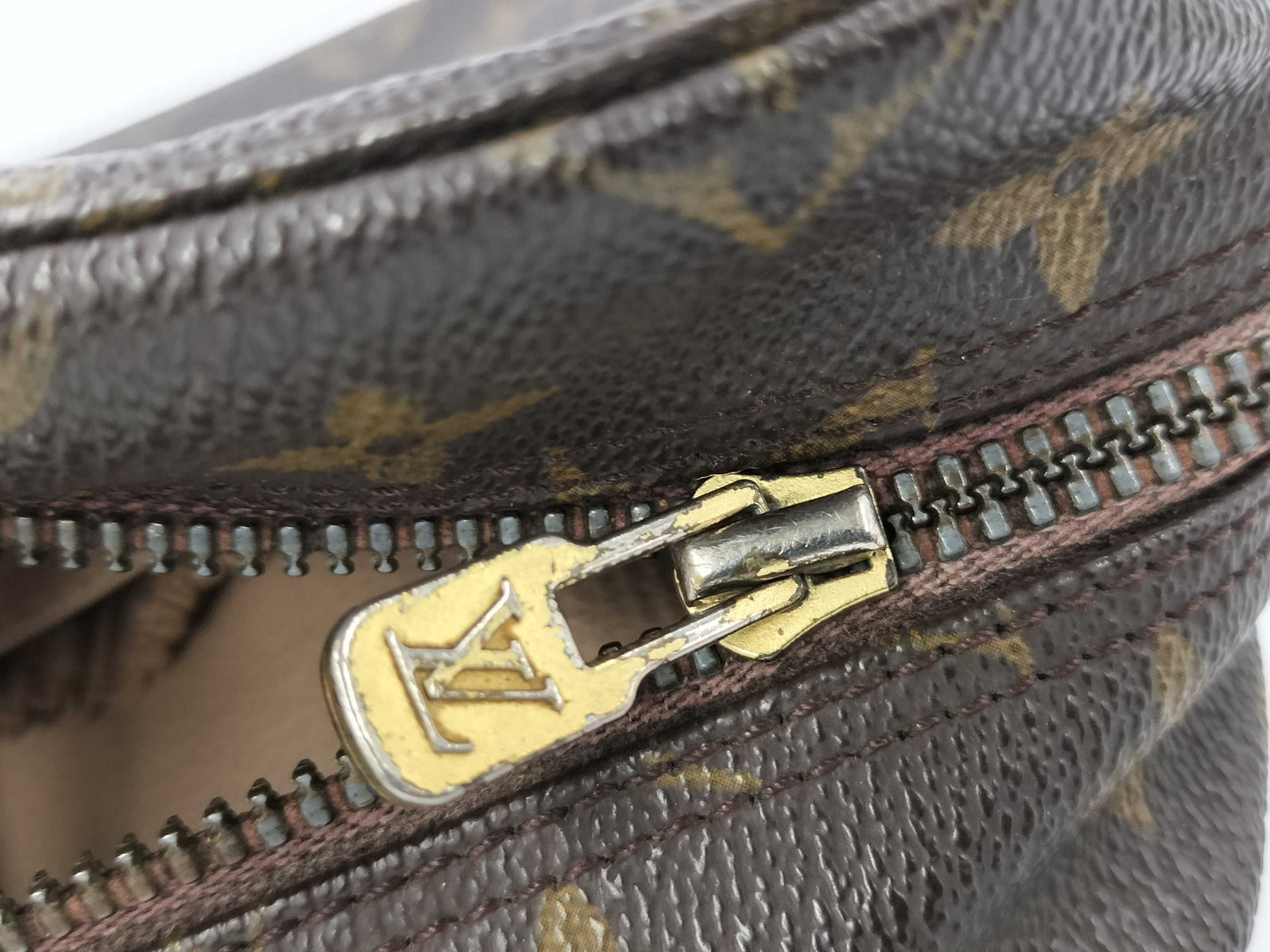 LOUIS VUITTON Monogram True Toilet Second Bag Bag