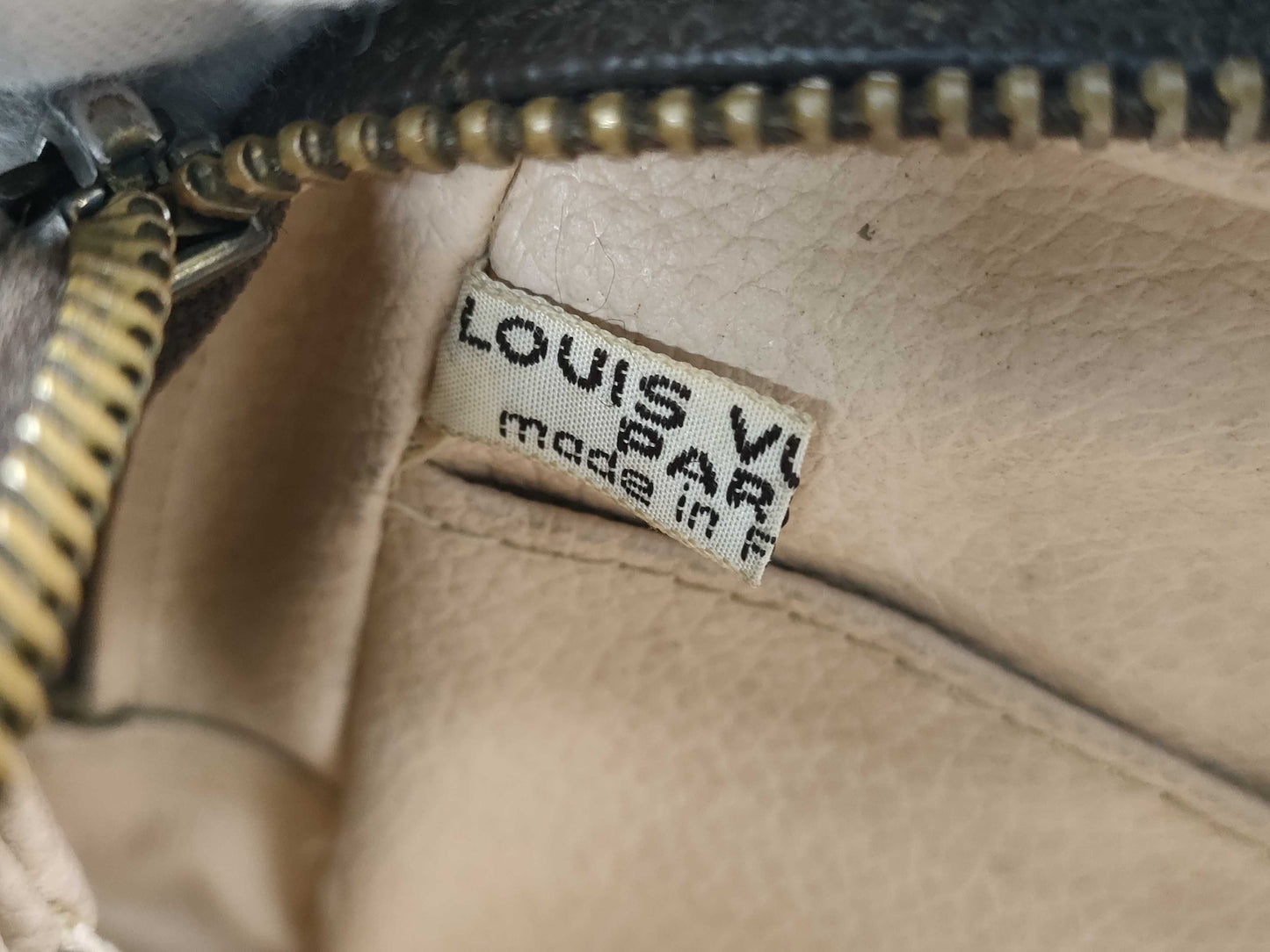LOUIS VUITTON True Toilet Second Bag Second Bag