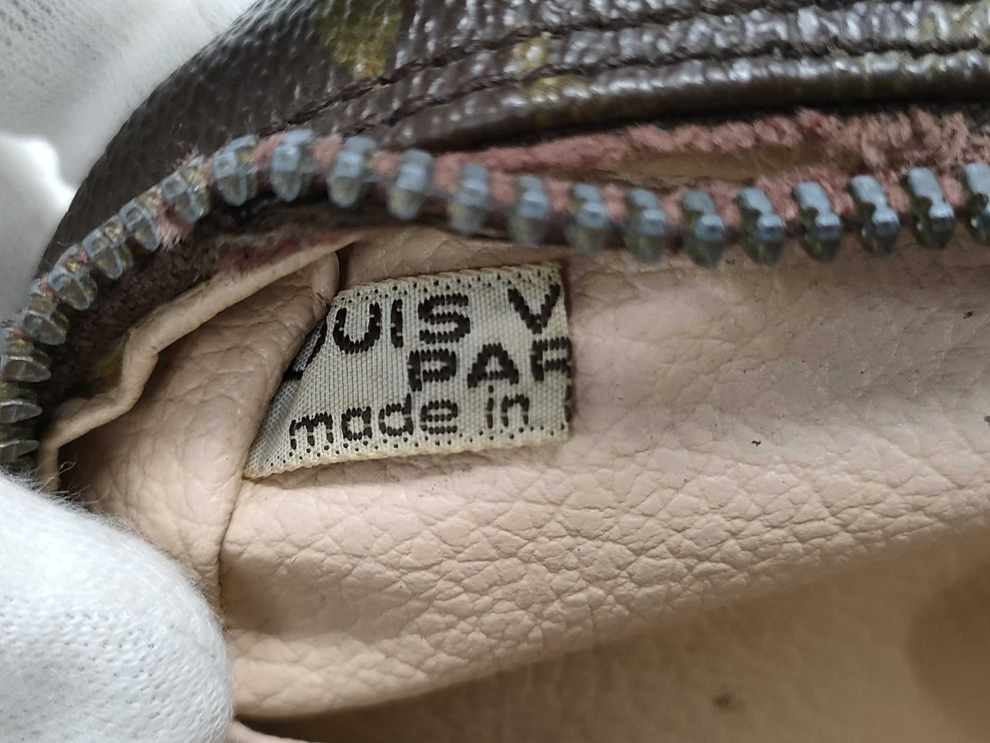 LOUIS VUITTON True Toilet Second Bag Bag
