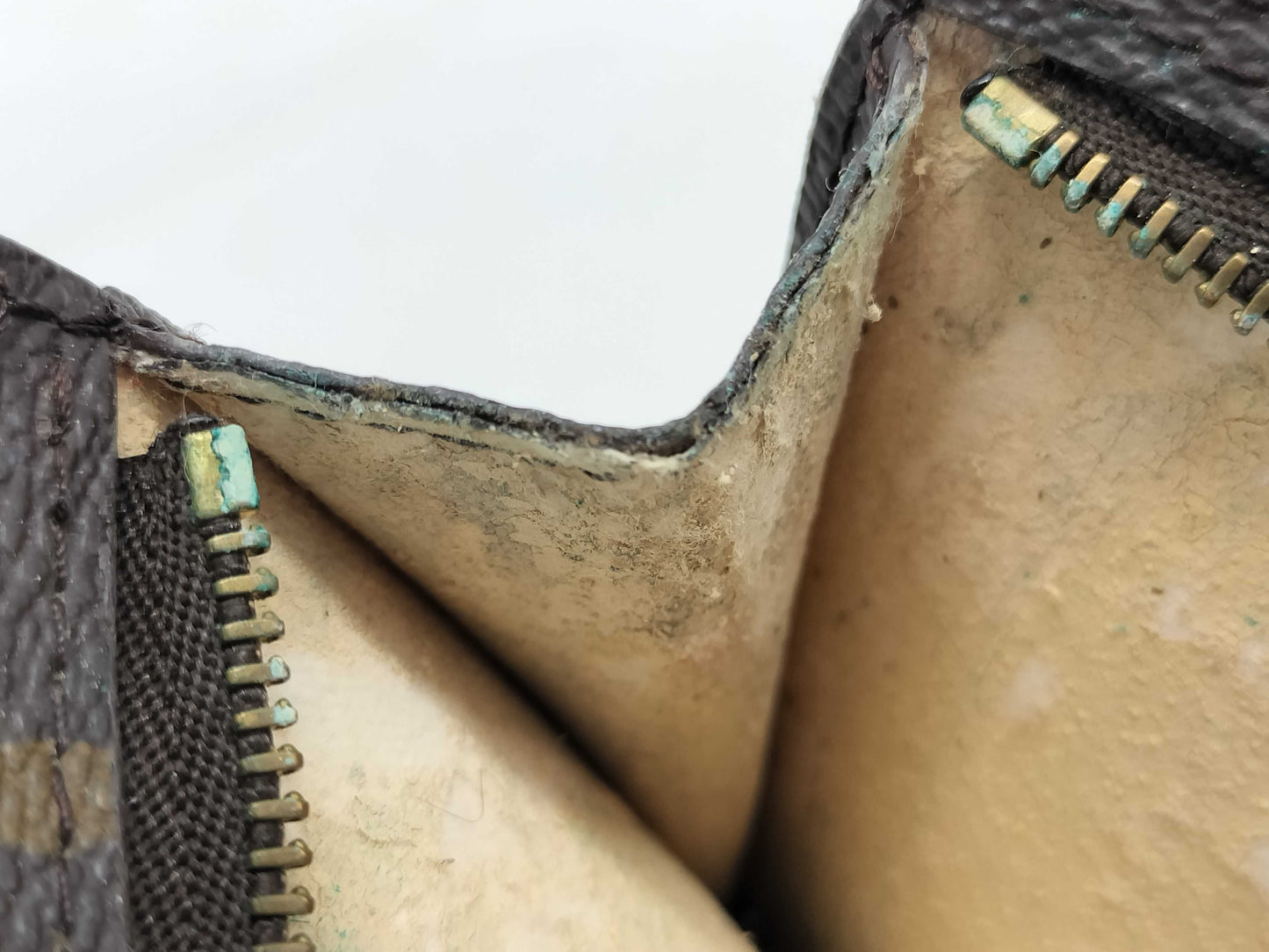LOUIS VUITTON Pouch Pouch