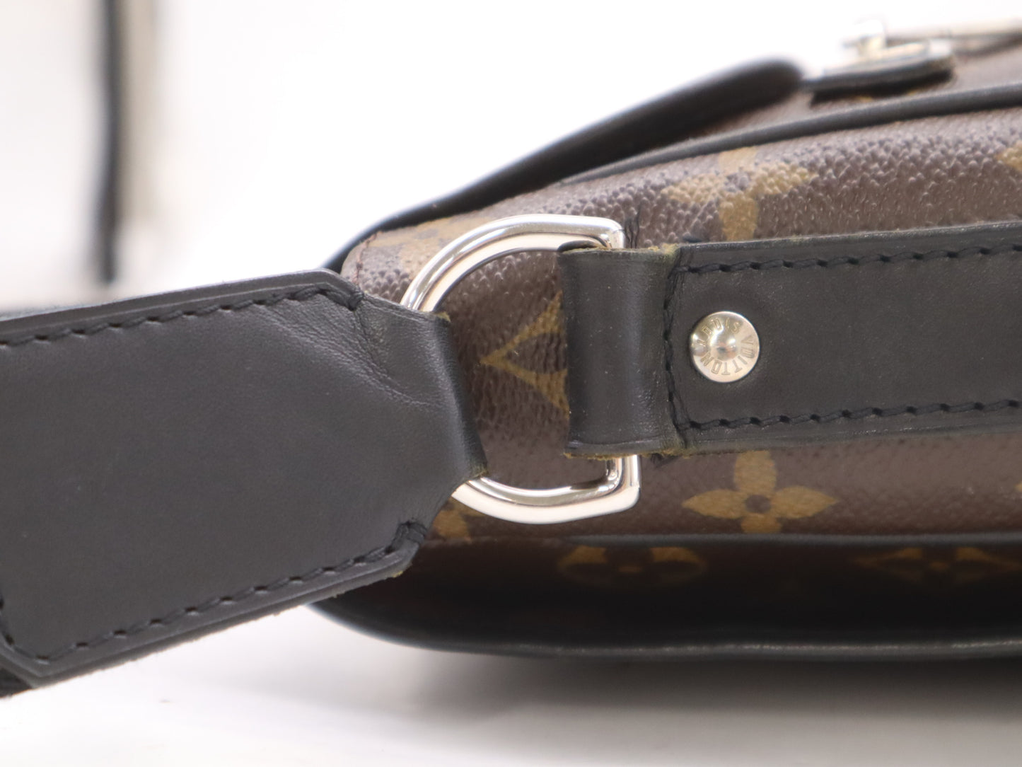 LOUIS VUITTON M40386 Monogram Bus GM Shoulder Bag