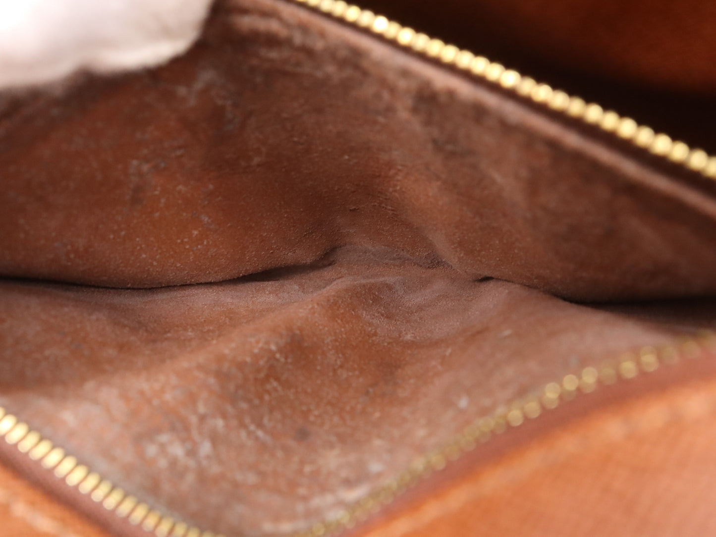 LOUIS VUITTON M51233 Monogram Chantilly MM Shoulder Bag