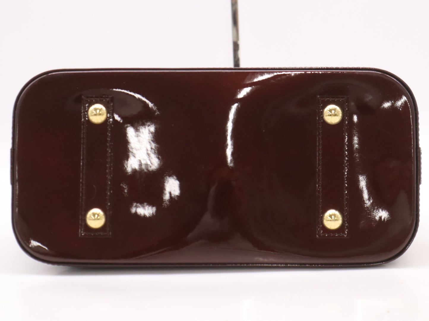 LOUIS VUITTON M91611 Vernis Alma PM Amaranth Handbag with Cadena, 2 Keys, and Cloche