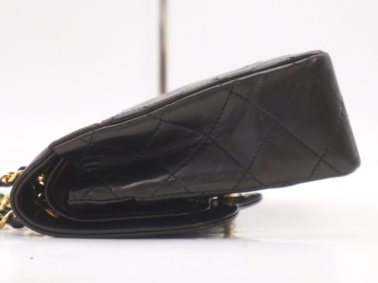 CHANEL Lambskin Matelasse 22 Double Flap Double Chain Turnlock Paris Limited Edition Black Seal Card 3400036 Shoulder Bag