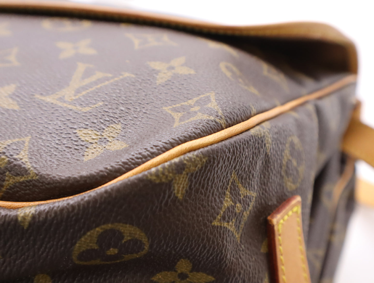 LOUIS VUITTON M42254 Monogram Saumur 35 Shoulder Bag