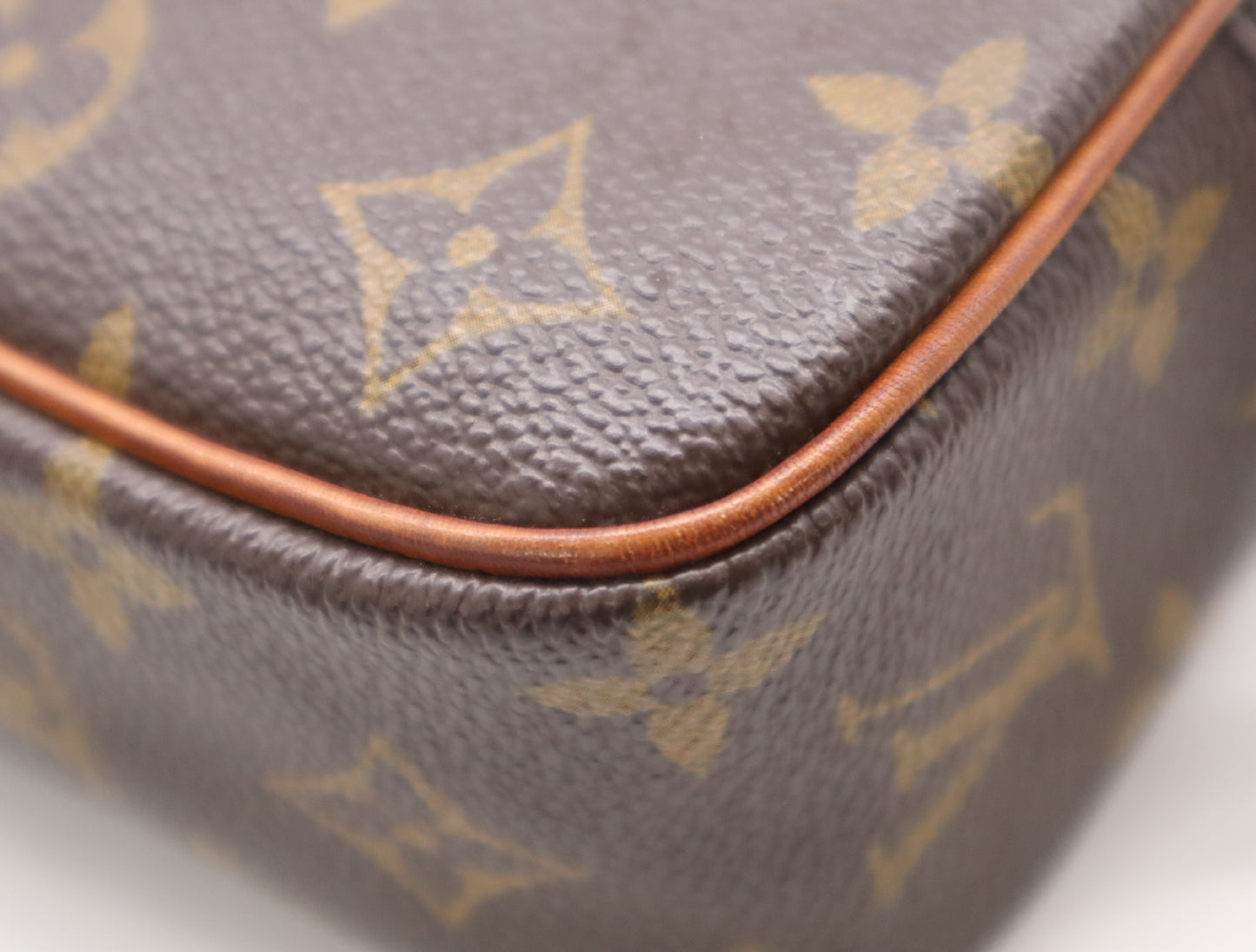 LOUIS VUITTON M51183 Monogram Pochette Cite Shoulder Bag