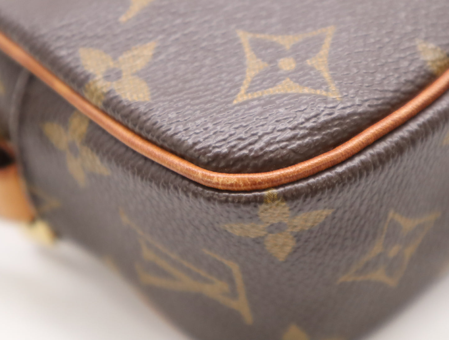 LOUIS VUITTON M51183 Monogram Pochette Cite Shoulder Bag